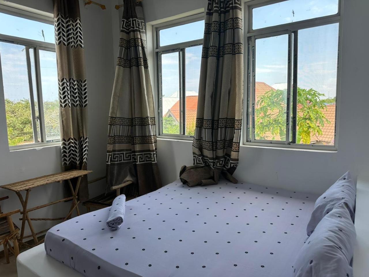 Mbuyuni Lodge Nungwi Luaran gambar